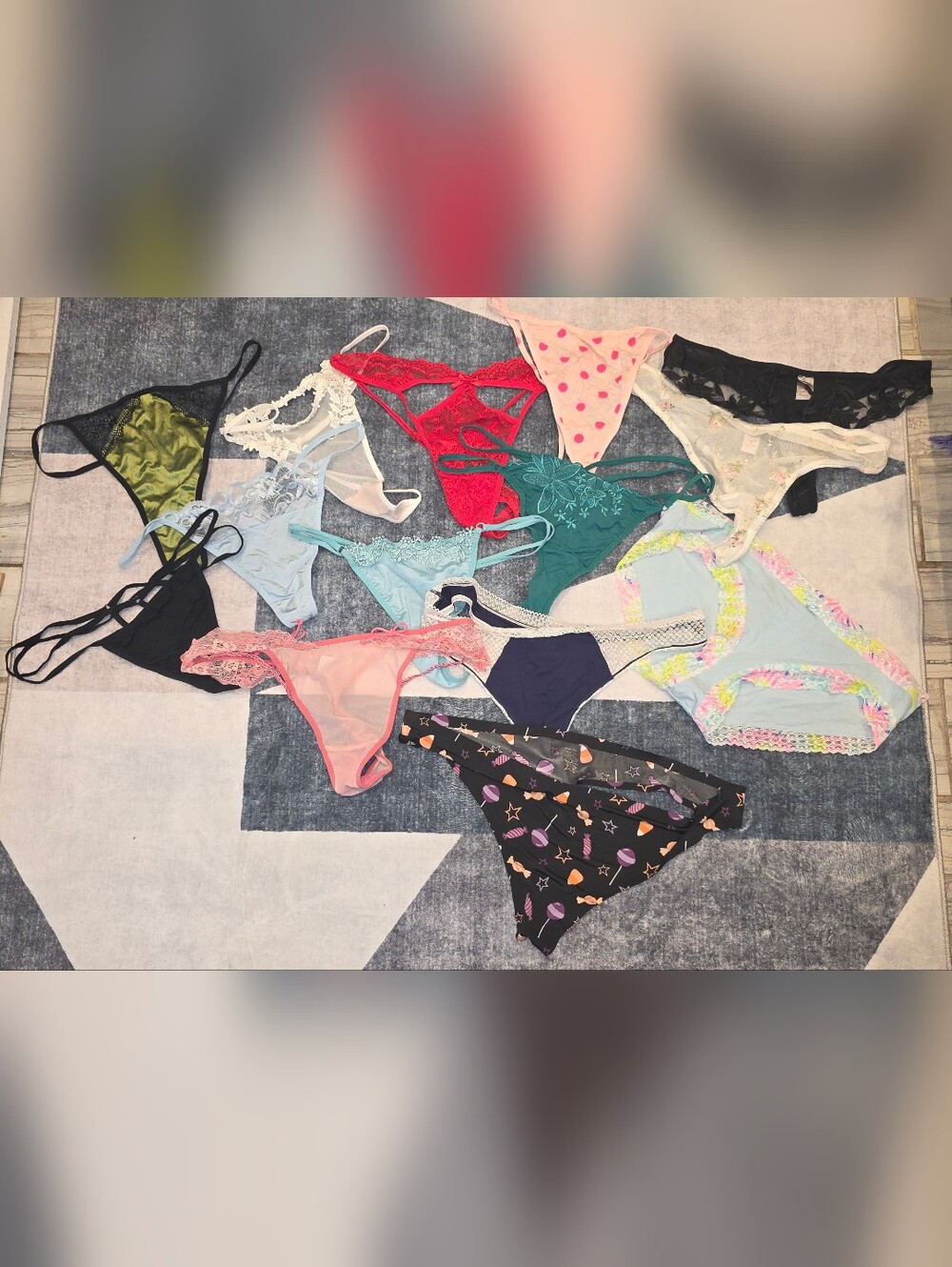 Knotty Knickers / Splendies 14 Pairs Of Panties - 13 Thongs, 1 Briefs